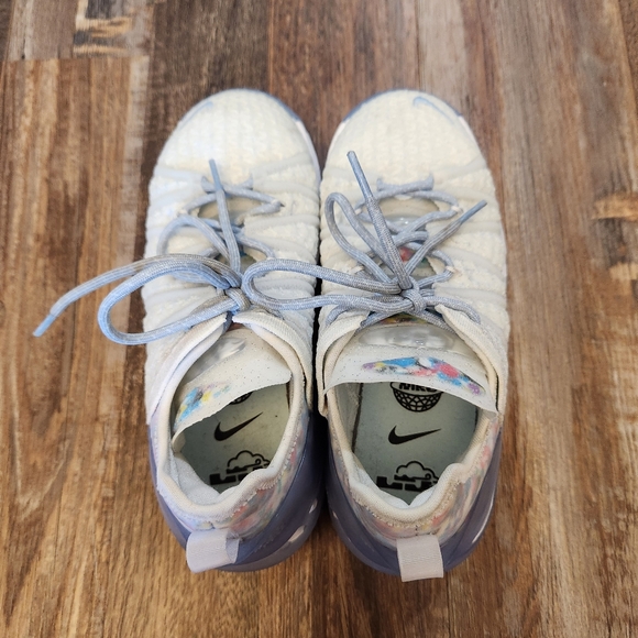 Nike LeBron 18 NRG GS 'Blue Tint' Sneakers Size 4Y - Picture 9 of 10